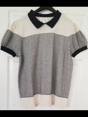 Elle Cream Top with Black Honeycomb Knit and Scalloped Collar Size M